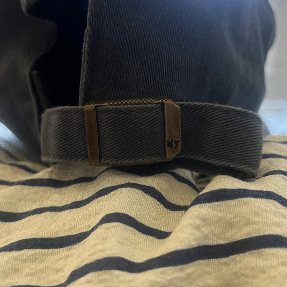 Jeans Subcategory Classification - Picture 2 of 3